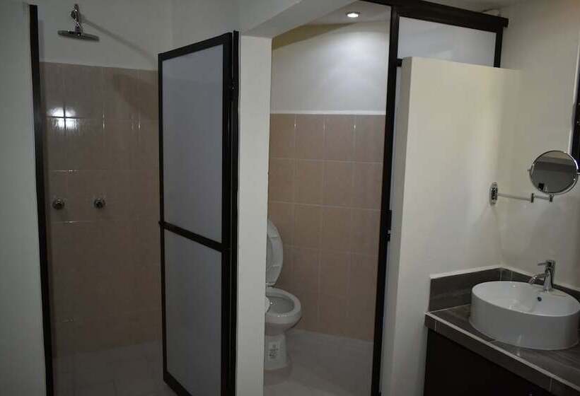 فندق Casa Janaab Palenque