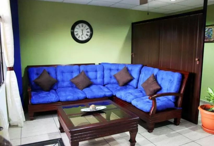 ホテル Hostal De Asturias