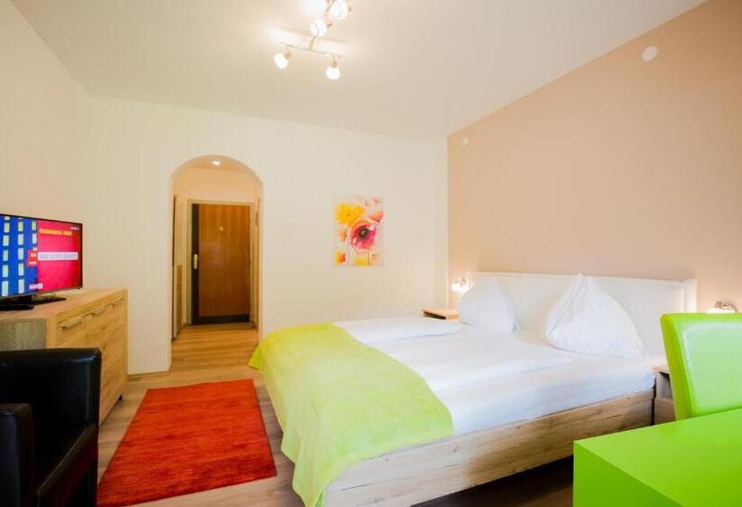 בית מלון כפרי Klamberghof Burgstaller