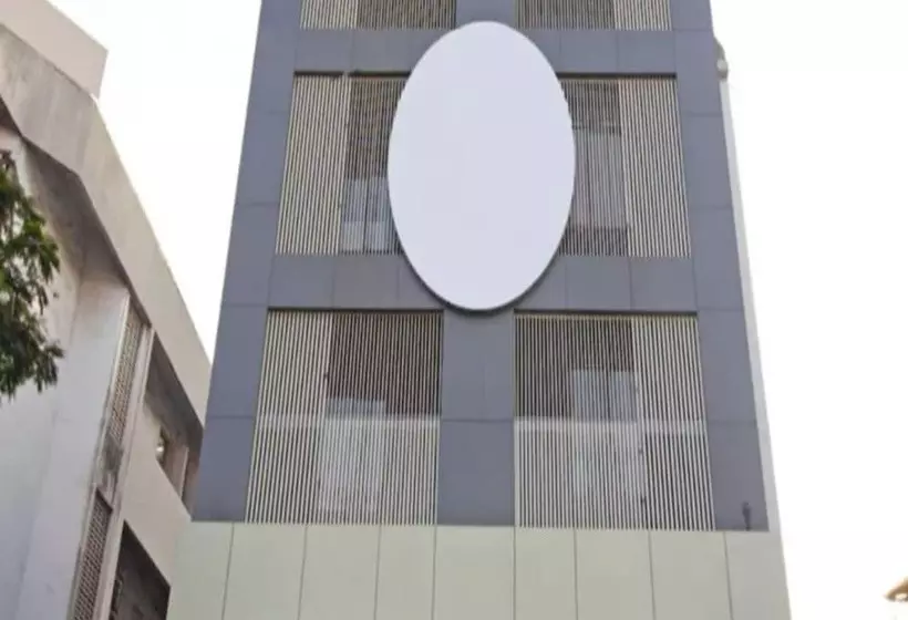 Hotelli Panvel Palace