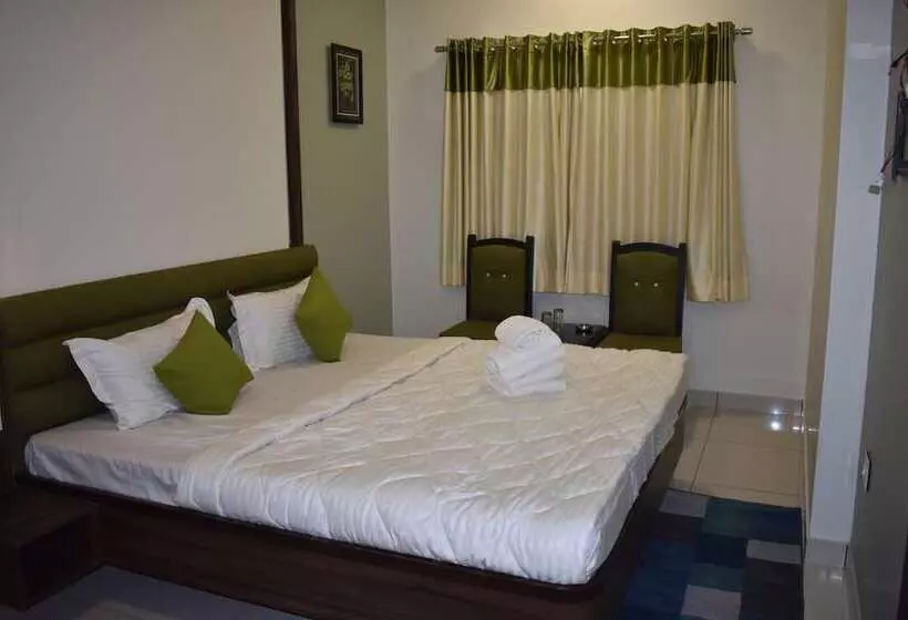 هتل Shyam Palace
