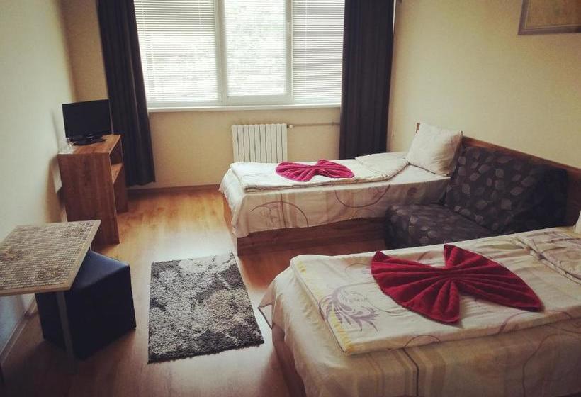 فندق туристически дом кайлъка