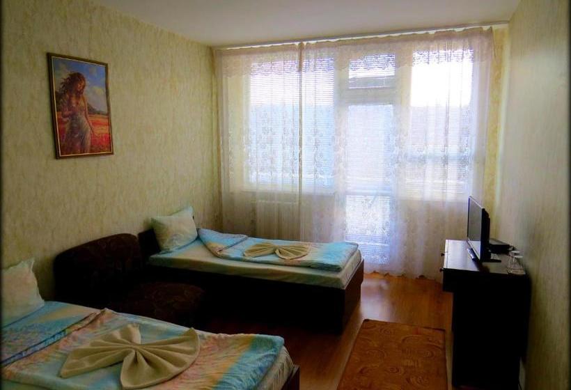 فندق туристически дом кайлъка