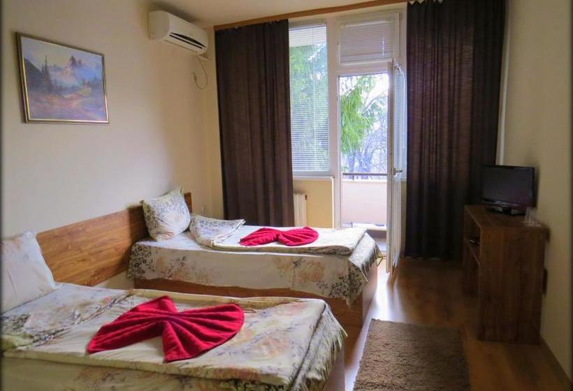 فندق туристически дом кайлъка