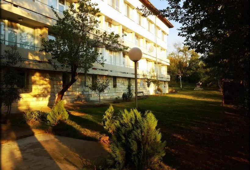 فندق туристически дом кайлъка