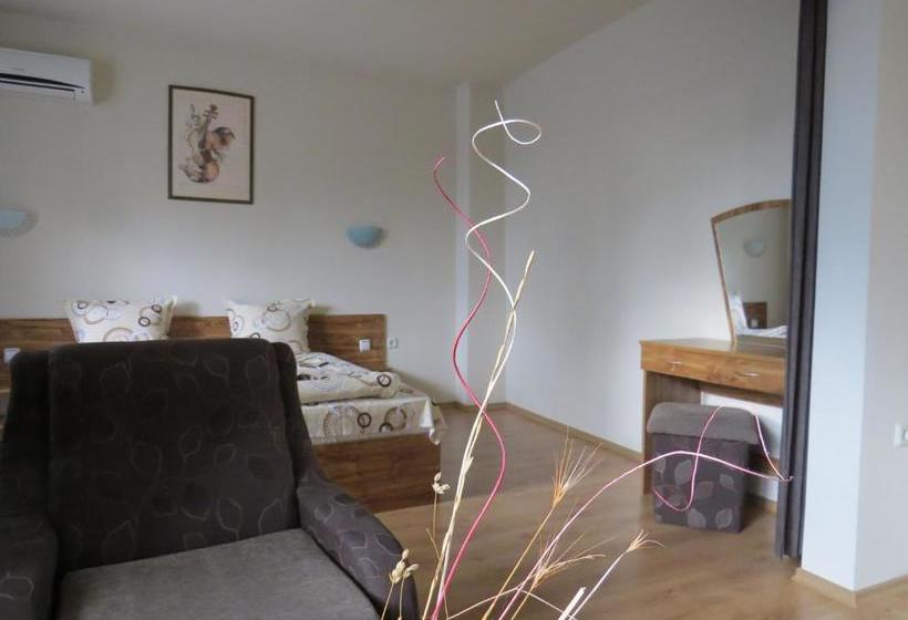 فندق туристически дом кайлъка