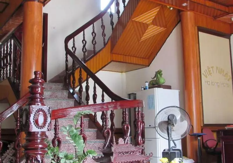 Viet Nhat Halong Hotel   Bai Chay