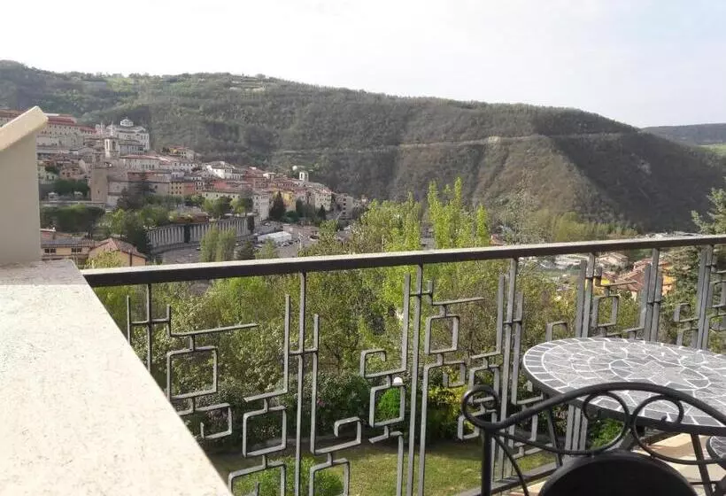 Hotelli Villa Stella