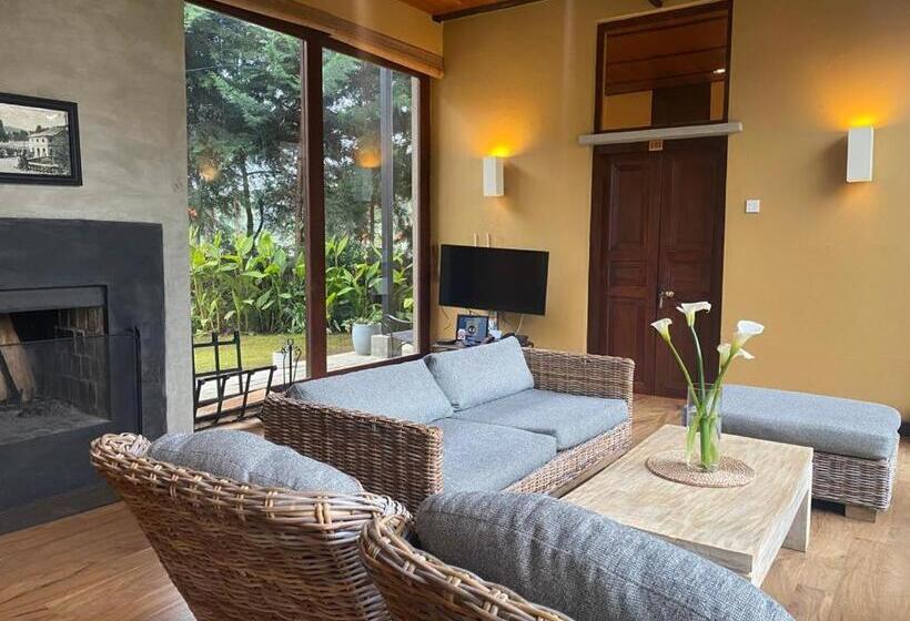 پانسیون Oasis Bungalow   Nuwara Eliya