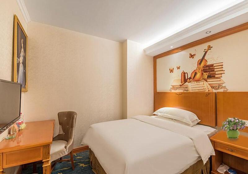 Vienna Hotel Zhengzhou Airport