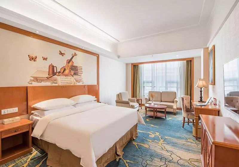 Vienna Hotel Zhengzhou Airport