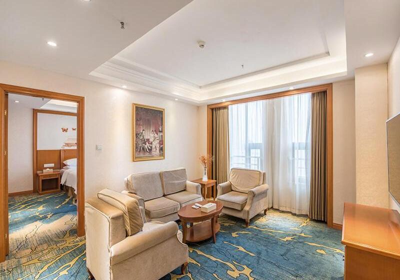 Vienna Hotel Zhengzhou Airport