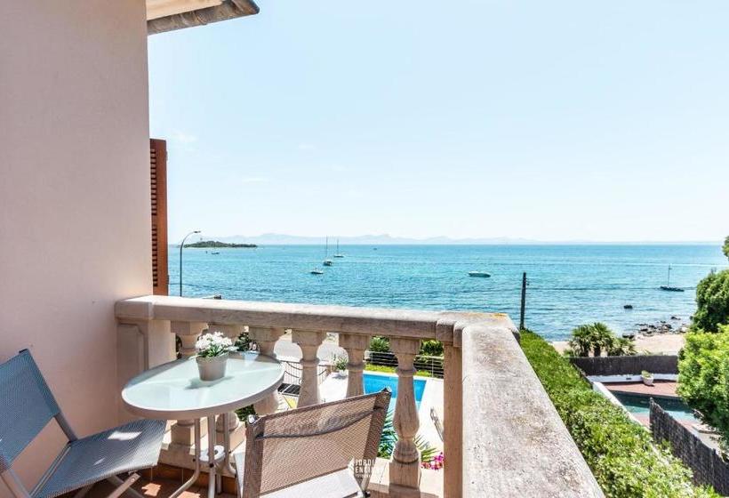 Villa Lighthouse In Alcanada