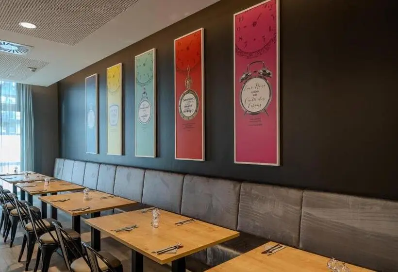 Hotelli Premier Inn Hamburg City Berliner Tor