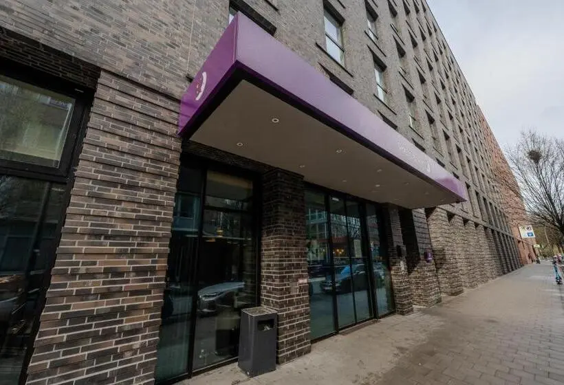 Hotelli Premier Inn Hamburg City Berliner Tor