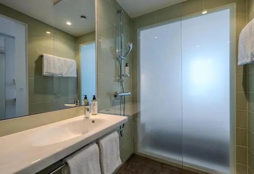 Hotelli Premier Inn Hamburg City Berliner Tor