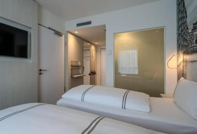 Hotelli Premier Inn Hamburg City Berliner Tor