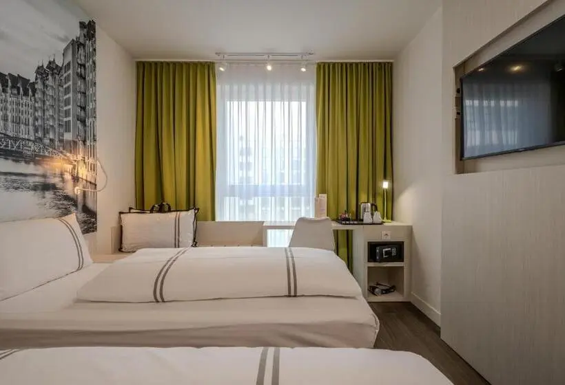 Hotelli Premier Inn Hamburg City Berliner Tor