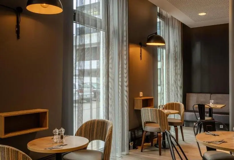 Hotelli Premier Inn Hamburg City Berliner Tor