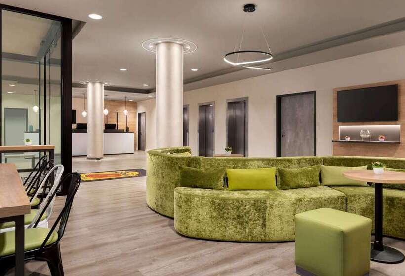 酒店 Super 8 By Wyndham Hamburg Mitte