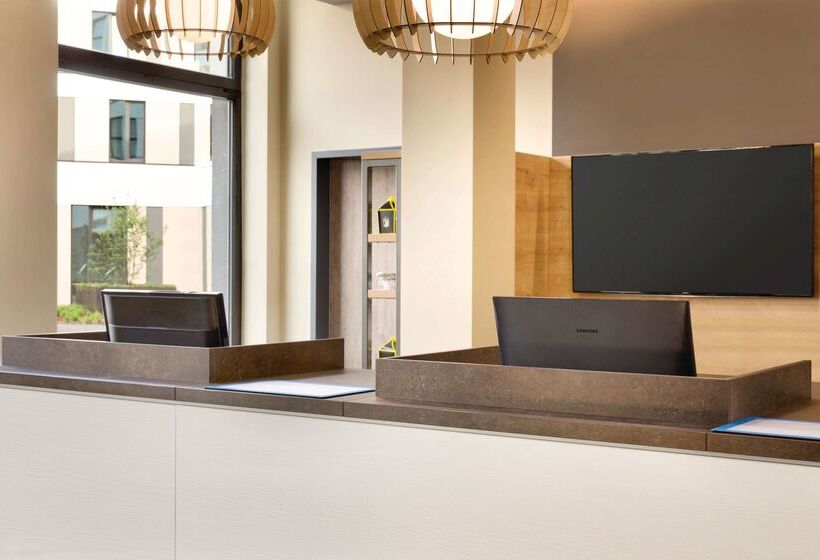 酒店 Super 8 By Wyndham Hamburg Mitte