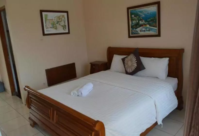 Hotel Lurus