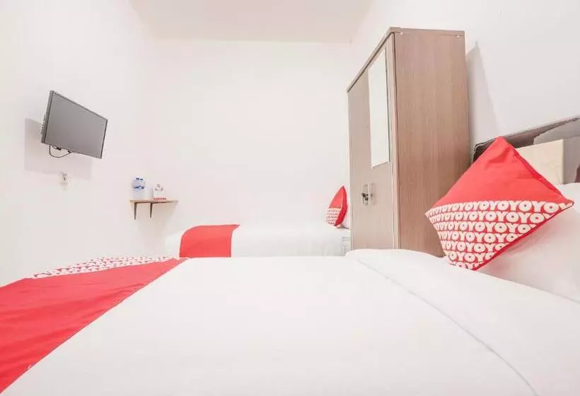 ホテル Oyo 160 Lontar Residence