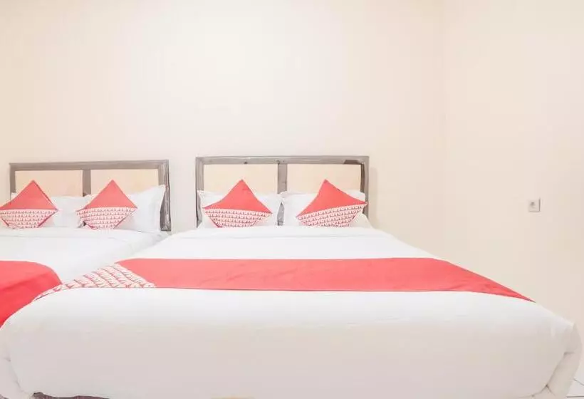 ホテル Oyo 160 Lontar Residence