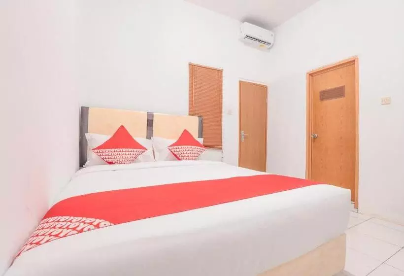 ホテル Oyo 160 Lontar Residence