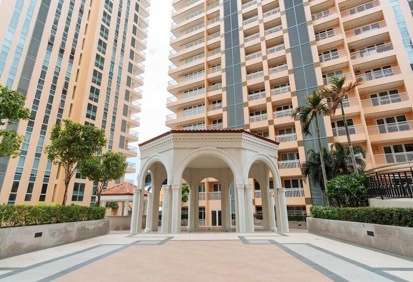 فندق Reddoorz Premium @ Venice Luxury Bgc 2