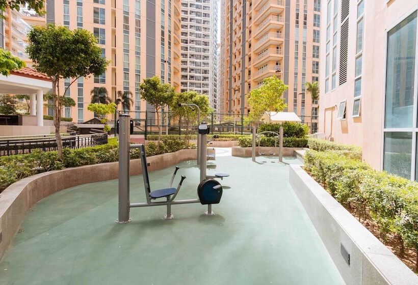 فندق Reddoorz Premium @ Venice Luxury Bgc 2