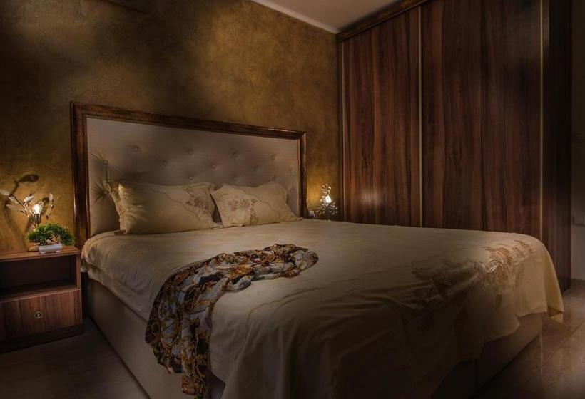 هتل Esteban Vip Residence Club