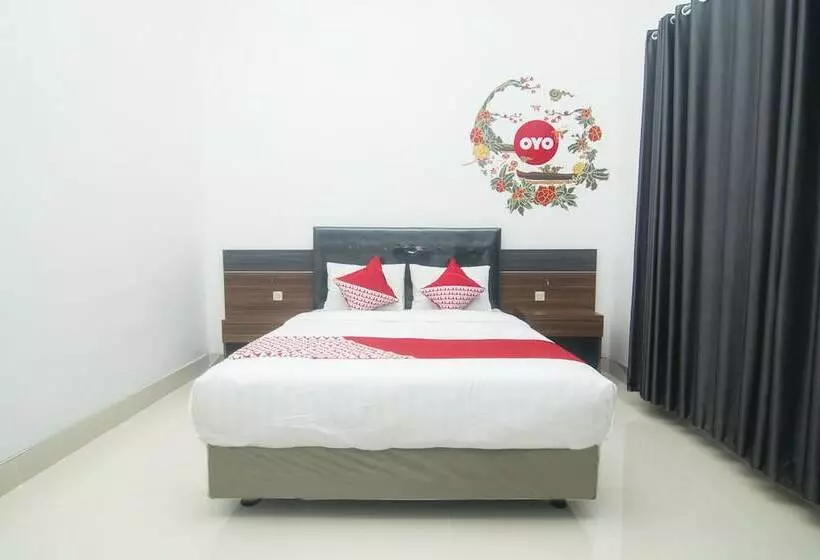 Hotelli Oyo 284 Wisma Jip