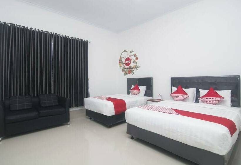 Hotel Oyo 284 Wisma Jip