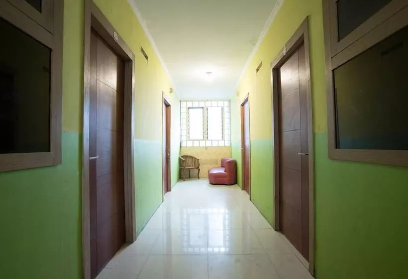 هتل Guest House Gemilang Karawaci By Nusalink