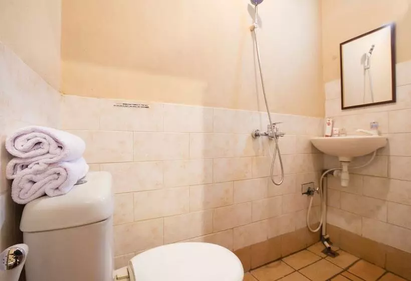 هتل Guest House Gemilang Karawaci By Nusalink
