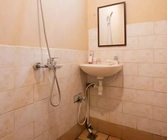 هتل Guest House Gemilang Karawaci By Nusalink