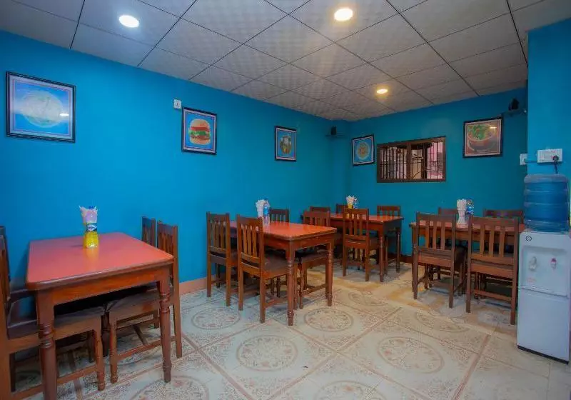 هتل Gauri By Oyo Rooms