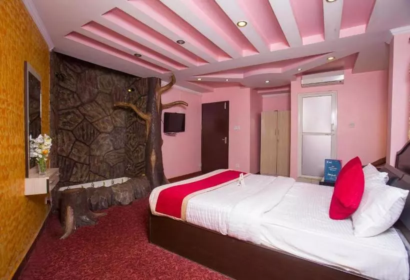 هتل Oyo 161 Ram Janaki