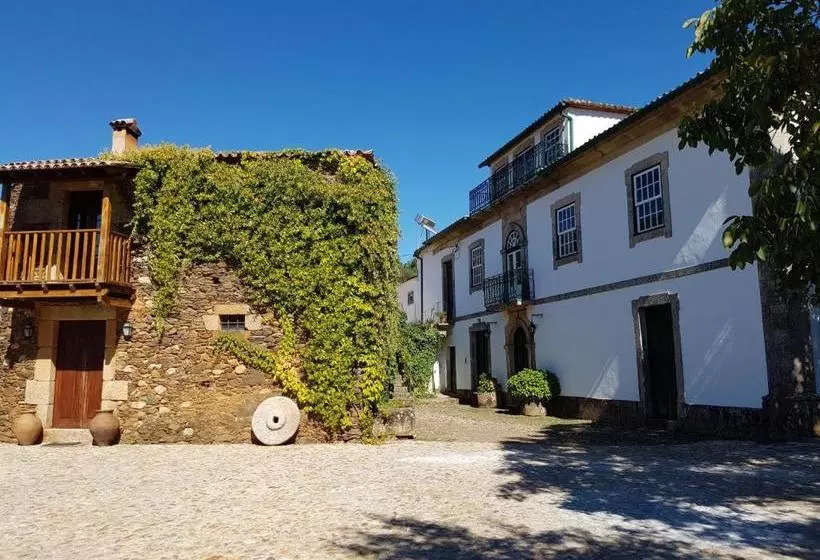 Hotelli Casa De Baixo Nature