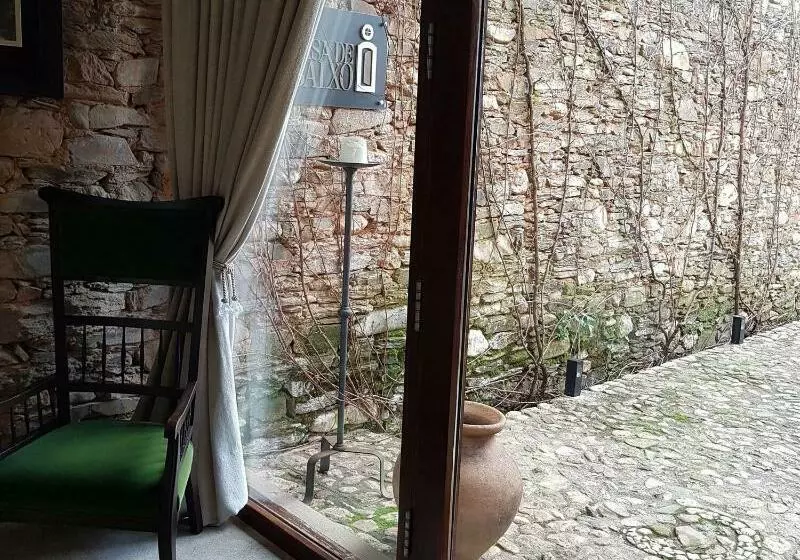 Hotelli Casa De Baixo Nature