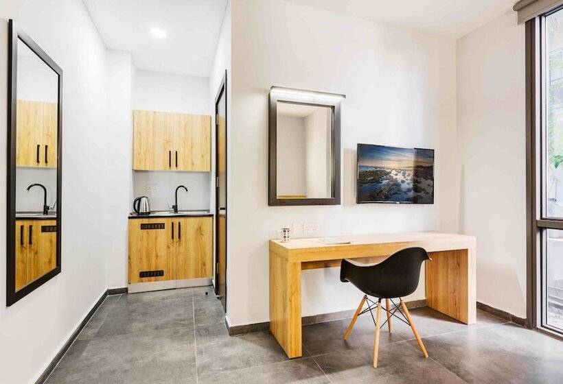 هتل G Suites Luxury Rentals