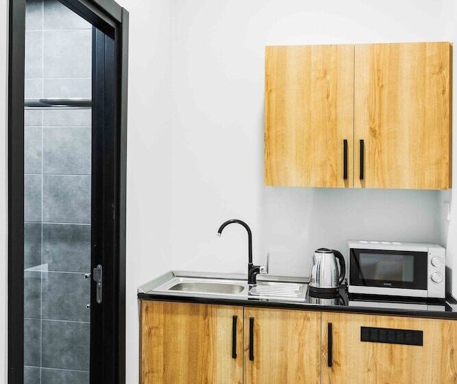 هتل G Suites Luxury Rentals