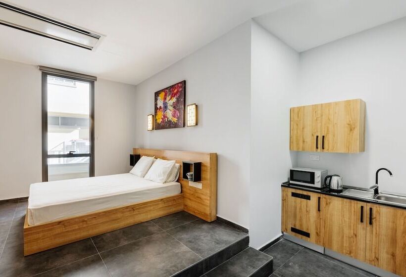 هتل G Suites Luxury Rentals