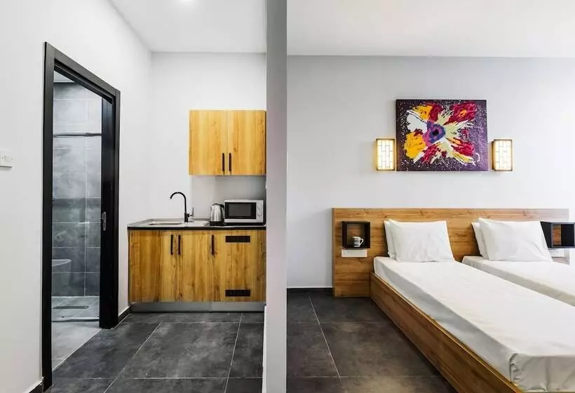 هتل G Suites Luxury Rentals