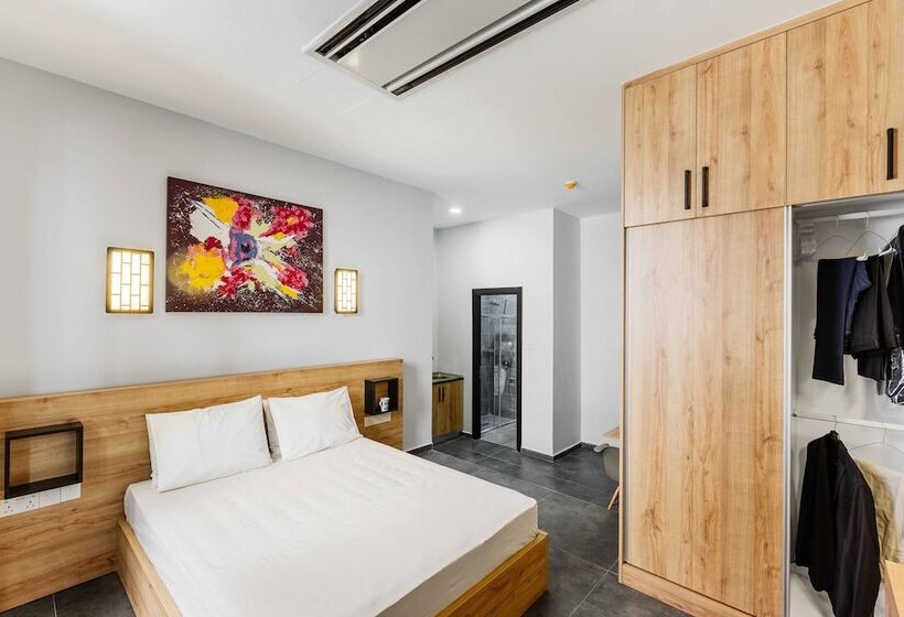 هتل G Suites Luxury Rentals