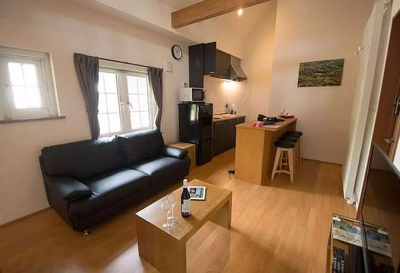 Holiday Niseko Snowbird