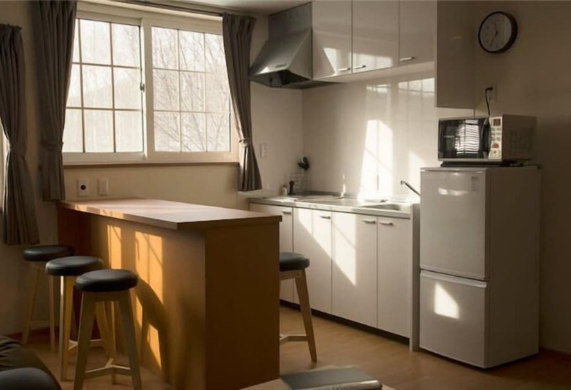 Holiday Niseko Snowbird