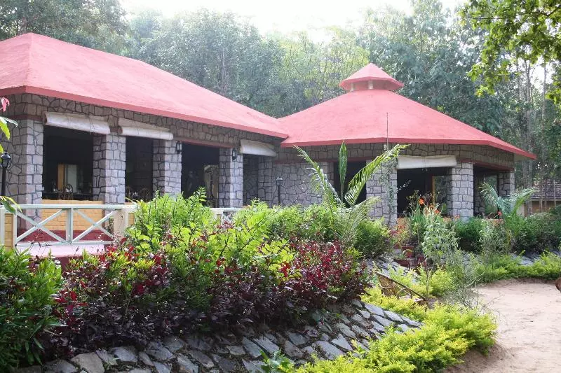 Wild Chalet Resort