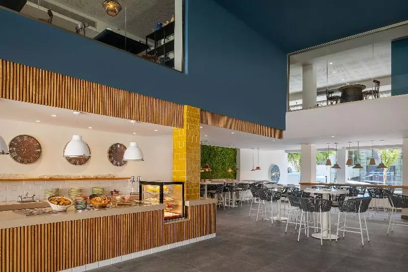 Hotelli Catalonia Grand Costa Mujeres All Suites & Spa   All Inclusive